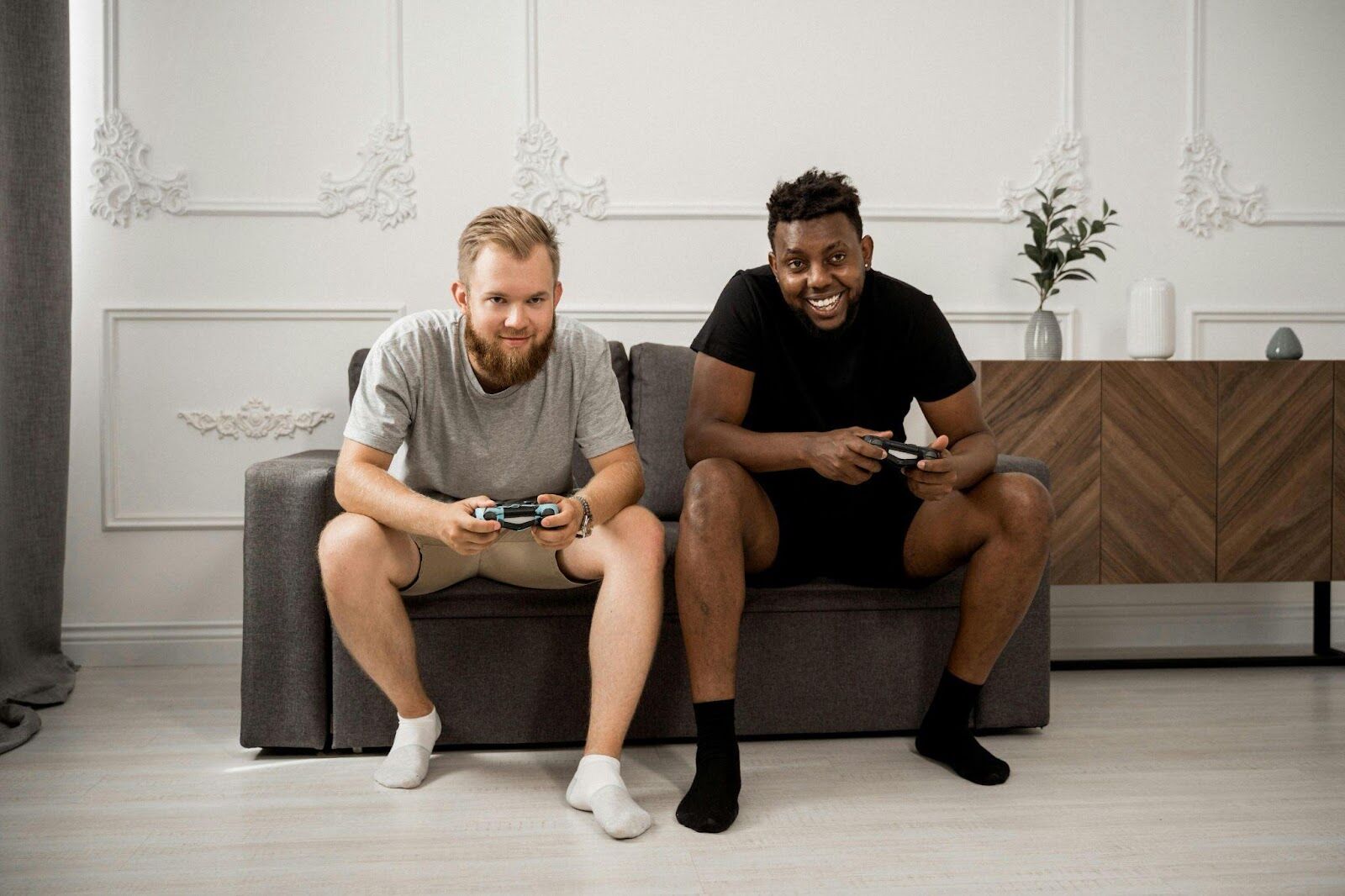 How To Pair Fun Socks For Men With Your Wardrobe: A Style Guide